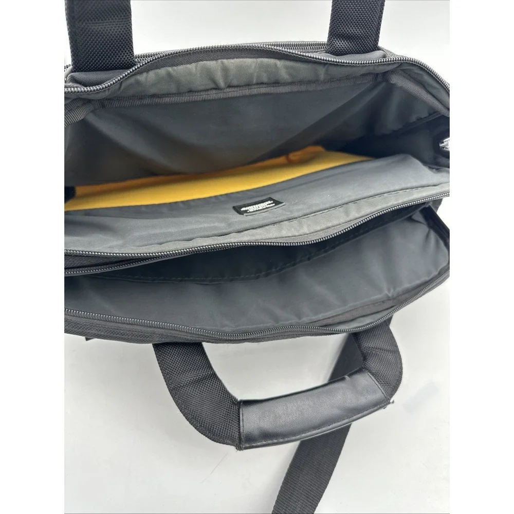 Targus Large Laptop Messenger Bag with Shoulder Strap 17 inch Black Grey Yellow